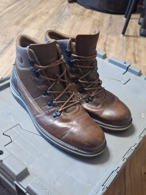 Men's Brown Leather Chukka Boots — Casual Lace-Up Ankle Boot